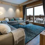 Manali By Alpine Hotel apartamentowy 5*