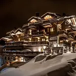 Manali By Alpine Hotel apartamentowy Courchevel
