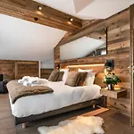 Hotel apartamentowy Manali By Alpine Courchevel