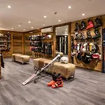 Hotel apartamentowy Manali By Alpine 5*
