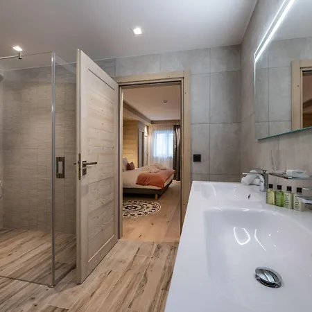 Manali By Alpine 5* Courchevel