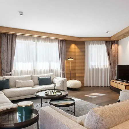 Aparthotel Manali By Alpine Courchevel