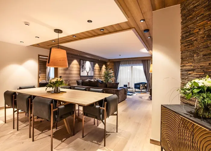 Hotel apartamentowy Manali By Alpine Courchevel